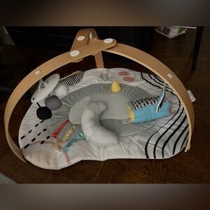 Carter's Neutral Wooden Arch Play Gym with Multi-Colored Accents